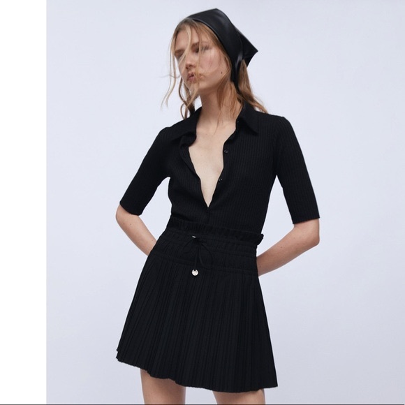 Zara black stretch mini skirt - Picture 1 of 7